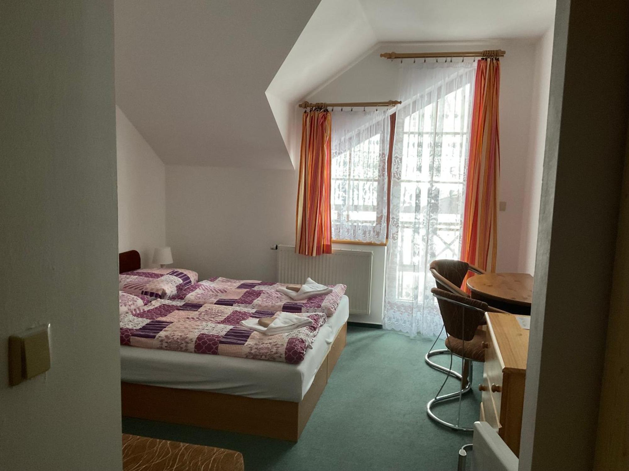 Pension Holiday Vrchlabí Zewnętrze zdjęcie