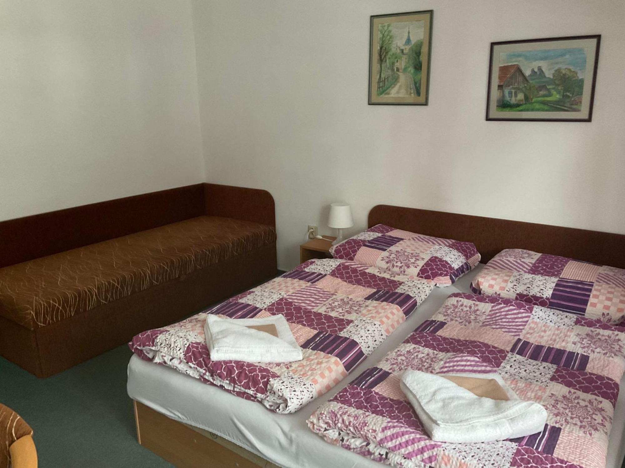 Pension Holiday Vrchlabí Zewnętrze zdjęcie